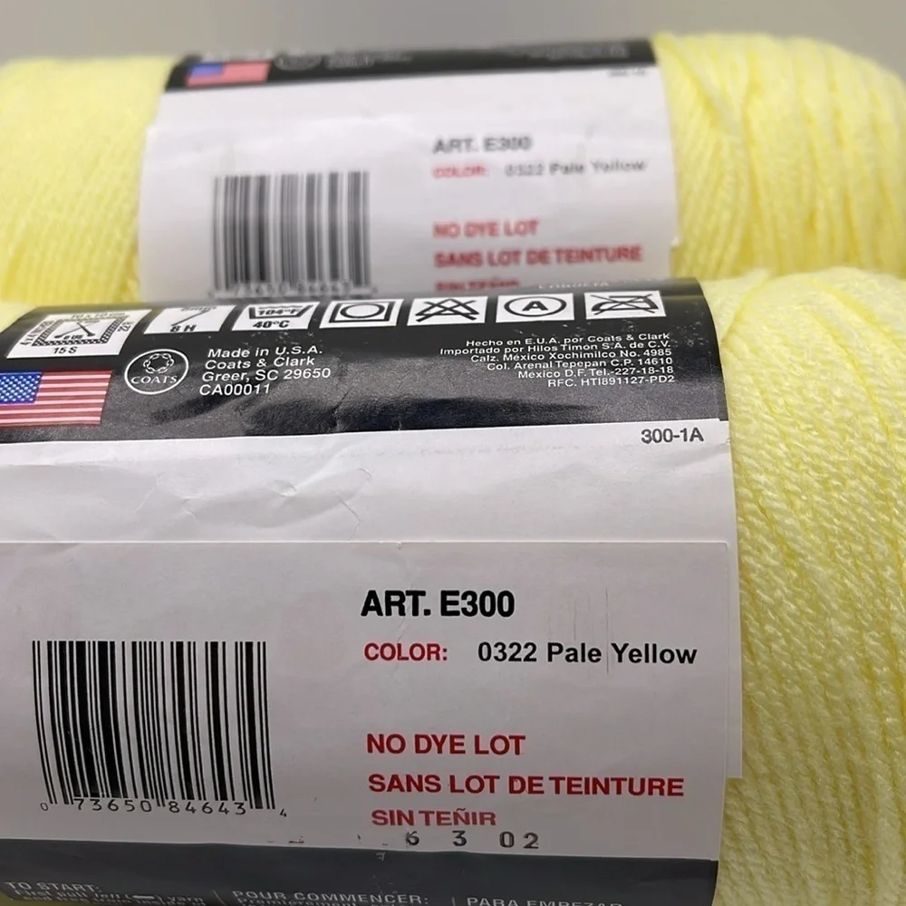 Red Heart Super Saver Yarn 8 oz Pale Yellow Lot of 2